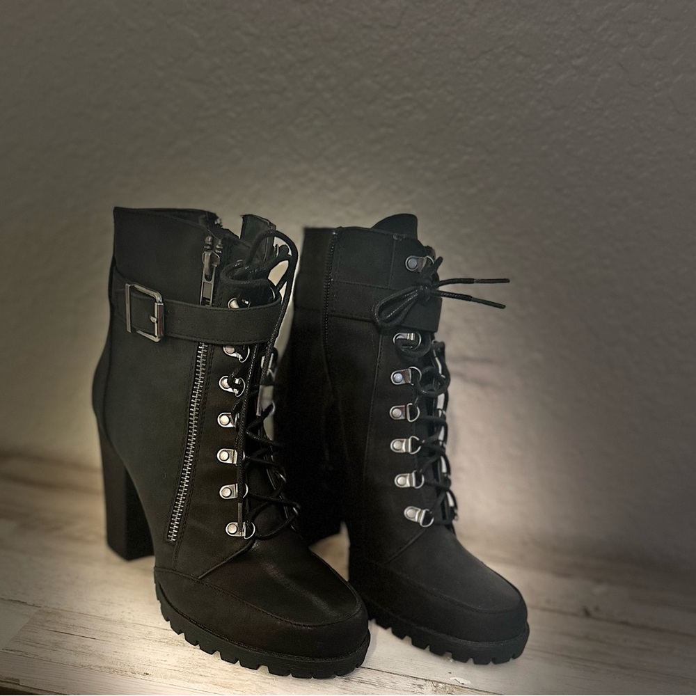 Stylish Black Lace-Up Ankle Boots
